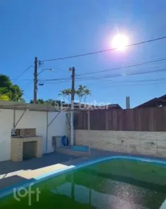 Casa com 2 Quartos à venda, 200m² no Centro, Gravataí