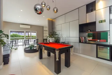 Apartamento com 2 Quartos para alugar, 84m² no Jardim do Salso, Porto Alegre