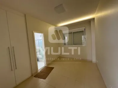 Casa de Condomínio com 4 Quartos para alugar, 403m² no Jardim Karaíba, Uberlândia