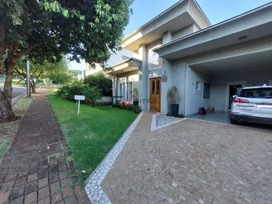 Casa de Condomínio com 3 Quartos à venda, 220m² no Esperança, Londrina