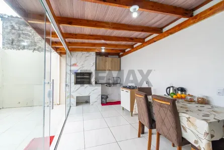 Casa com 2 Quartos à venda, 50m² no Chácara das Rosas, Cachoeirinha