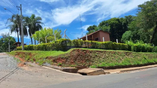 Fazenda/Sítio com 4 Quartos à venda, 280m² no JARDIM SALETE, Araçoiaba da Serra