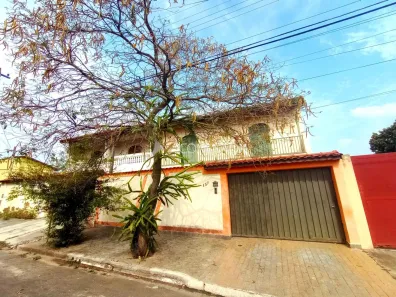 Sobrado com 4 Quartos à venda, 214m² no Parque Via Norte, Campinas