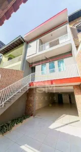 Sobrado com 3 Quartos à venda, 249m² no Jardim Las Vegas, Santo André