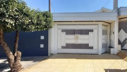 Casa com 3 Quartos à venda, 165m² no Jardim Riviera, Marília