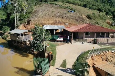 Fazenda/Sítio à venda, 300m² no , Domingos Martins