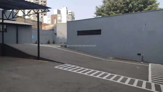 Sala Comercial para alugar, 268m² no Fabrício, Uberaba