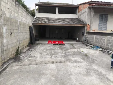 Sobrado com 3 Quartos à venda, 150m² no Putim, São José dos Campos