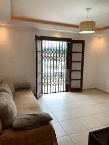 Casa com 2 Quartos à venda, 117m² no Jardim Cristiane, Santo André