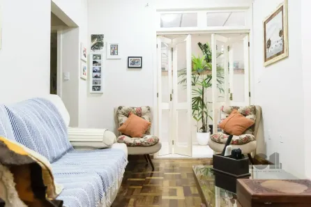 Apartamento com 2 Quartos à venda, 58m² no Petrópolis, Porto Alegre