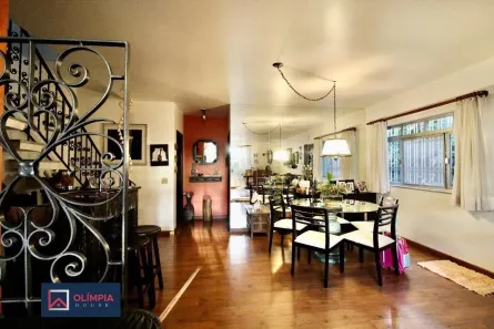 Casa com 3 Quartos à venda, 255m² no Vila Cordeiro, São Paulo