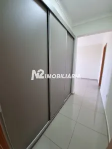 Apartamento com 3 Quartos para alugar, 10m² no Brasil, Uberlândia