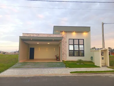 Casa de Condomínio com 3 Quartos à venda, 150m² no , Porto Real