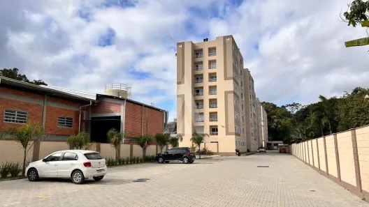 Apartamento com 2 Quartos para alugar, 44m² no Santa Catarina, Joinville