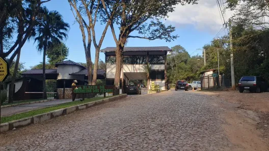 Lote/Terreno à venda, 1000m² no Parque Porangaba, Brumadinho