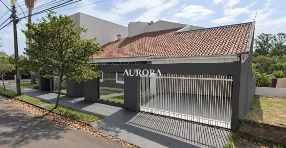 Casa com 3 Quartos para alugar, 354m² no Parque Residencial Alcântara, Londrina
