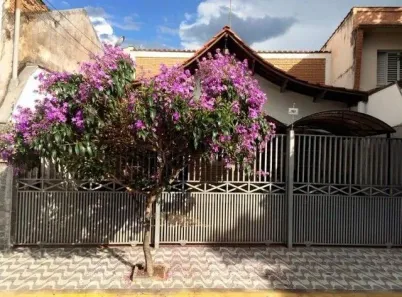 Imóvel Comercial com 6 Quartos à venda, 400m² no Centro, Taubaté