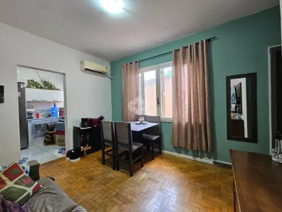 Apartamento com 2 Quartos à venda, 55m² no São João, Porto Alegre