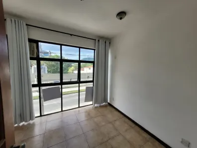 Ponto Comercial para alugar, 25m² no Piratininga, Niterói