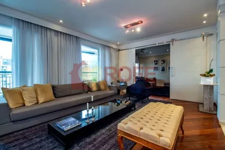 Apartamento com 4 Quartos à venda, 311m² no Vila Uberabinha, São Paulo