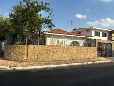 Casa com 3 Quartos à venda, 233m² no Vila Carrão, São Paulo