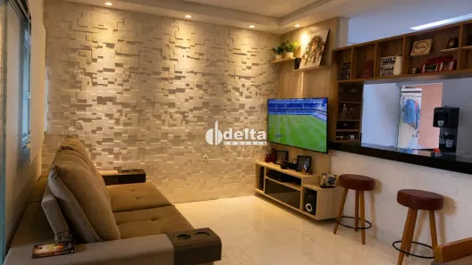 Casa com 2 Quartos à venda, 100m² no Jardim Europa, Uberlândia
