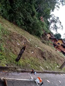 Lote/Terreno à venda, 612m² no Vila Atlântica, Caraguatatuba