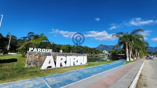 Sobrado com 2 Quartos à venda, 79m² no Aririú, Palhoça
