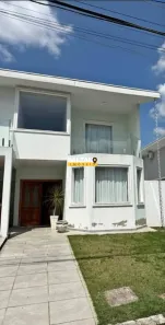 Casa de Condomínio com 4 Quartos para alugar, 240m² no Cidade Jardim, Jacareí
