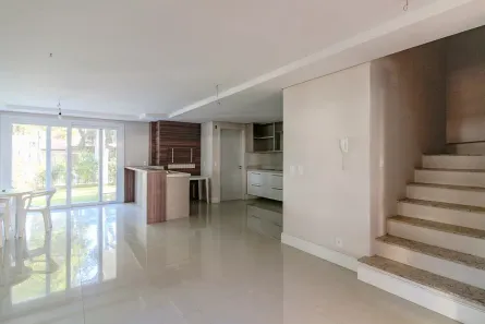 Casa com 3 Quartos à venda, 241m² no Tristeza, Porto Alegre