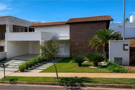 Casa com 3 Quartos à venda, 220m² no Loteamento Residencial Villágio I, Araxá