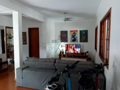 Casa de Condomínio com 3 Quartos à venda, 260m² no Urbanova I, São José dos Campos