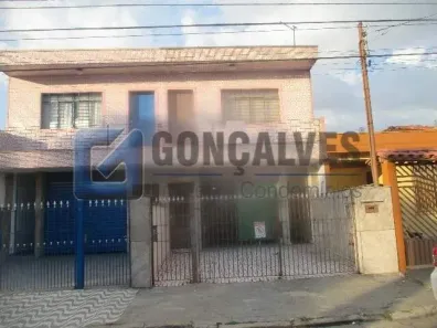 Sobrado com 3 Quartos à venda, 255m² no Campestre, Santo André