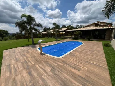 Fazenda/Sítio com 3 Quartos à venda, 1000m² no Itatiaiuçu, Itatiaiuçu