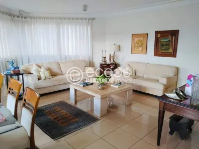 Cobertura com 4 Quartos à venda, 280m² no Jardim Colina, Uberlândia