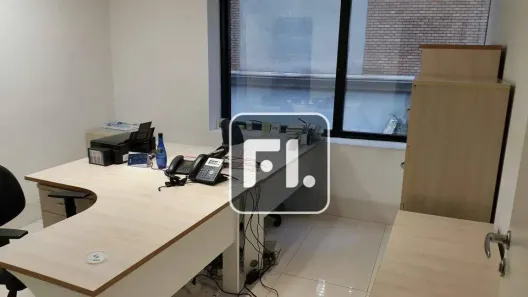 Sala Comercial à venda, 100m² no Vila Olímpia, São Paulo