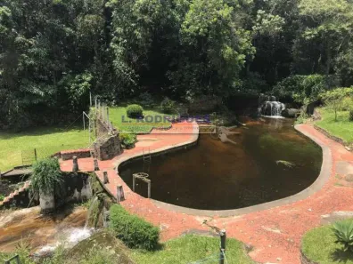 Casa com 7 Quartos à venda, 457m² no Cascata dos Amores, Teresópolis