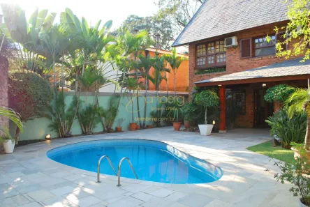 Casa de Condomínio com 4 Quartos à venda, 450m² no Super Quadra Morumbi, São Paulo
