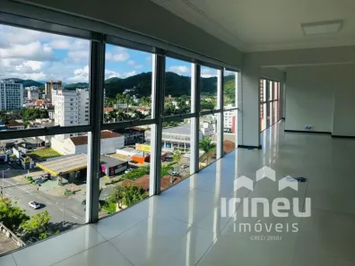 Sala Comercial para alugar, 90m² no Centro, Joinville
