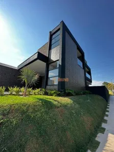 Casa de Condomínio com 3 Quartos à venda, 225m² no Jardim Gutierres, Sorocaba