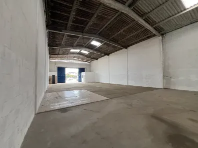 Galpão/Depósito/Armazém para alugar, 300m² no Cidade Universitária, Maceió