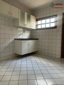 Casa com 3 Quartos para alugar, 200m² no Lagoa Salgada, Feira de Santana