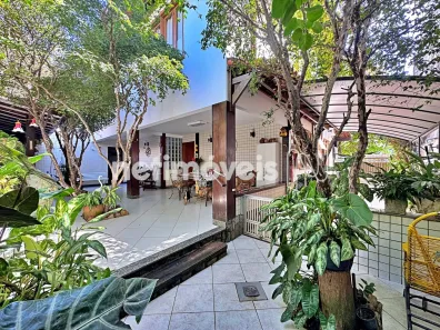Casa com 4 Quartos à venda, 228m² no Mata da Praia, Vitória