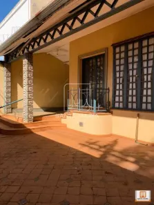 Imóvel Comercial com 4 Quartos para alugar, 308m² no Centro, Ribeirão Preto