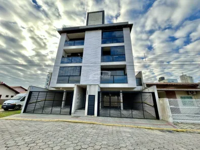 Apartamento com 3 Quartos para alugar, 85m² no Itacolomi, Balneário Piçarras