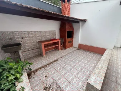 Casa com 3 Quartos para alugar, 130m² no Vila Monteiro, Piracicaba