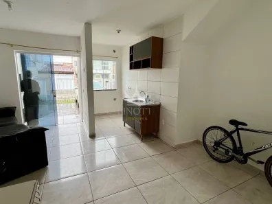 Apartamento com 2 Quartos para alugar, 50m² no Santa Regina, Itajaí