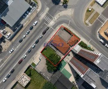 Lote/Terreno à venda, 594m² no Cabral, Curitiba