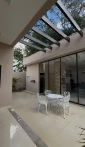Apartamento com 4 Quartos para alugar, 310m² no Condomínio Residencial Gaudi, Anápolis