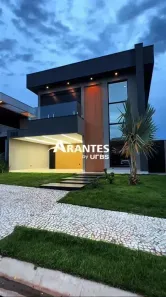 Casa de Condomínio com 4 Quartos à venda, 270m² no Gávea, Uberlândia